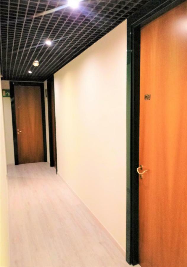 Hotel Dozza Exterior foto